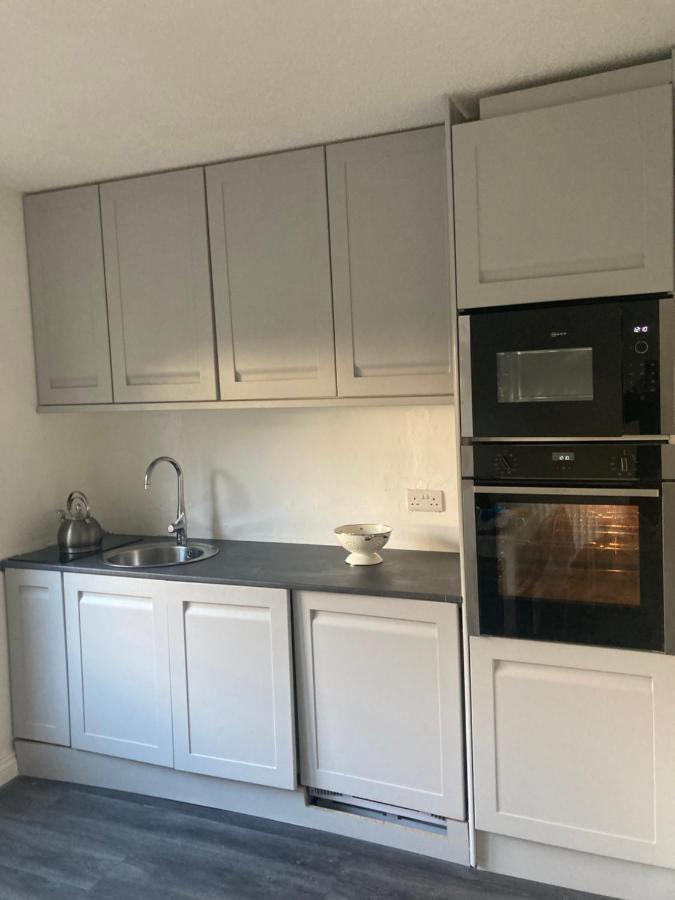 Entire Terraced Two Story Redbrick House With Parking In Secluded Cul De Sac Vila Dublin Exterior foto